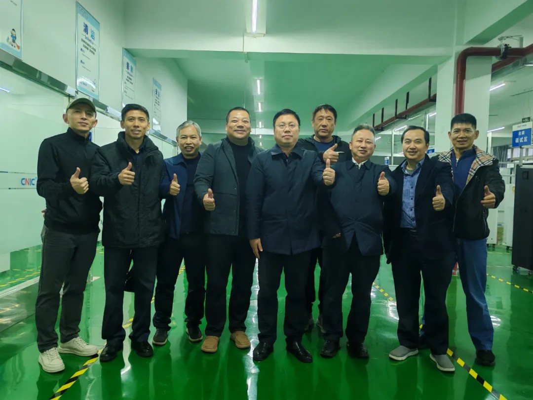 品牌資訊丨長(zhǎng)江水利委、中國(guó)一冶集團(tuán)、武漢大學(xué)等專(zhuān)家一行蒞臨中核儀表參觀考察